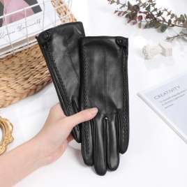 Women's hand sewn gloves made of lambskin for winter warmth, black gloves NS188